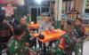 Jaga Kamtibmas Wilayah, Babinsa Koramil 03/Ps. Rebo-Ciracas Bersama Komduk Gelar Patroli Siskamling