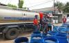PEDULI WARGA TERDAMPAK KEKERINGAN, TNI AL BERSAMA INSTANSI TERKAIT SALURKAN 15.000 LITER AIR BERSIH 