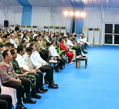 Panglima TNI Dampingi Presiden RI Pada Akad Massal 26.000 KPR FLPP