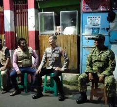 Patroli Siskamling Koramil 04/Pulogadung Perkuat Kamtibmas Wilayah