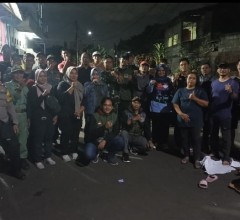 Patroli/Siskamling Keliling, Koramil 05/Kramatjati-Makasar Ciptakan Lingkungan Aman dan Kondusif