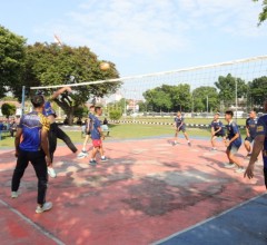 PERKUAT KERJASAMA, KODAERAL III GELAR OLAHRAGA BERSAMA CREW ANGKATAN LAUT KD LEKIR 