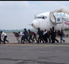 KOPASKA TNI AL PASTIKAN KEAMANAN OBJEK VITAL NASIONAL DENGAN LATIHAN ANTI PEMBAJAKAN PESAWAT
