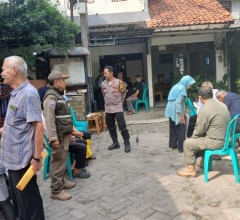 Bhabinkamtibmas Hadir di Tengah Warga, Perkuat Kepedulian Kamtibmas dan Optimalkan Layanan Polisi 11