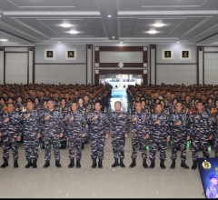 KASAL BERIKAN PEMBEKALAN KEPADA TARUNA AAL, PANGKORMAR TURUT MENDAMPINGI