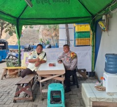 Polsek Pulogadung Perkuat Cooling System Bersama Petugas Keamanan Pasar Enjo untuk Ciptakan Kamtibma