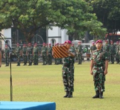 Waaskomlek Pangkormar Pimpin Upacara Bendera, Tekankan Profesionalisme dan Kewaspadaan Hadapi Tantan