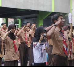Polsek Makasar Beri Pesan Kepemimpinan dan Kamtibmas dalam LDKS di SMK PGRI 1 Jakarta Timur