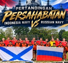 SATU LAPANGAN, DUA ANGKATAN LAUT: PRAJURIT TNI AL DAN ANGKATAN LAUT RUSIA PERERAT PERSAHABATAN 