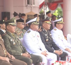 KODAERAL V HADIRI UPACARA HARI SUMPAH PEMUDA KE-98 DI BALAI KOTA SURABAYA
