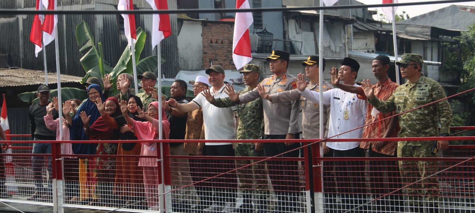 Pangdam Jaya Resmikan Jembatan Garuda dan Program Gentengisasi di Sunter Agung