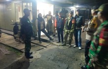 Babinsa Koramil 08/Duren Sawit Gelar Patroli Komduk, Cegah Tawuran dan Kenakalan Remaja