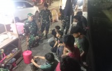 Babinsa Koramil 02/Matraman Gencarkan Patroli Malam, Remaja Diberi Edukasi Bahaya Narkoba dan Tawura