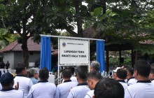 WAKILI DANKODAERAL III, WADAN RESMIKAN SARANA OLAHRAGA DI KOMPLEK TNI AL