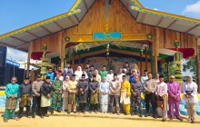 Dukung Kegiatan Masyarakat, PjS. Danposbinter Lobam Hadiri Pesta Ketupat Desa Busung 2026