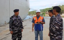 Danlanal Nias Pimpin Merplug Sambut KRI Semarang-594, Gelar "Open Ship" Edukasi Warga Nias