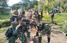 Hadir untuk Rakyat, Prajurit Satgas Pamtas RI–PNG Mobile Gobang VII Yonif 9 Marinir Bantu Atasi Kesu