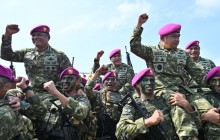 PERKUAT SINERGITAS, TNI AL ANGKAT PEJABAT NEGARA DAN TNI SEBAGAI WARGA KEHORMATAN KORPS MARINIR
