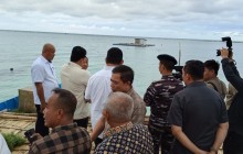 Komandan Lanal Nias Dampingi Gubernur Sumut Bobby Nasution Tinjau Fasilitas Kesehatan dan Budidaya R