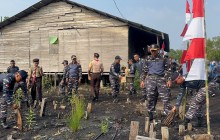 Saka Bahari Lanal Dumai Kobarkan Semangat Nasionalisme dan Peduli Pesisir di Kampung Nelayan