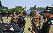 MARINIR INDONESIA DAN USMC PERTAJAM NALURI TEMPUR LEWAT PATROLI DAN GUN DRILL