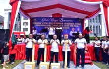 PERKUAT KEBERSAMAAN, SESKOAL GELAR OLAHRAGA BERSAMA KELUARGA BESAR DAN PASIS DIKREG ANGKATAN 66