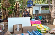 KOLABORASI KEMANUSIAAN, TNI AL GANDENG BUMN TEMBUS JALUR LAUT PASOK 7,2 TON BANTUAN KE DAERAH TERISO