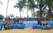 Sambut HUT Ke-81 TNI Angkatan Laut, Lanal Bintan Laksanakan Bersih Pantai 