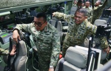 PANGKORMAR TINJAU AAV M-35, PERKUAT KESIAPAN KEKUATAN AMFIBI KORPS MARINIR
