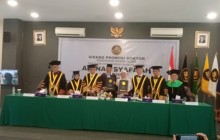 PAPARKAN INTERNALISASI NILAI GIZI DALAM AL-QURAN, KATHUR SUNARDI RAIH GELAR DOKTOR