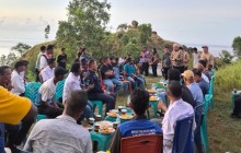 KETUM DPP SNKB USTADZ BRAM. A BELUTOWE APRESIASI BUPATI LEMBATA P. KANISIUS TUAQ