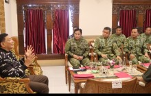 Kodaeral V Sambut Kedatangan Menteri Pertahanan RI di Semarang