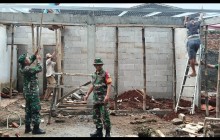 Renovasi MCK Panti Asuhan Karena Doa Mulai Tampak, Wujud Kepedulian TNI di Sawangan Depok