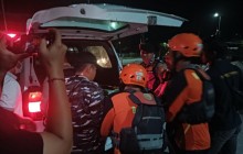 PRAJURIT POSAL NUSA PENIDA BERSAMA TIM SAR GABUNGAN BERHASIL EVAKUASI KORBAN TERJATUH