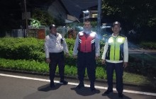 Patroli Dialogis Dini Hari, Polsek Pulogadung Ajak Warga Manfaatkan Layanan Polisi 110 untuk Jaga Ke