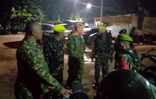 Patroli Malam Minggu, Koramil 05/Kramatjati-Makasar Bersama Warga Ciptakan Wilayah Aman dan Kondusif