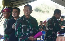 KAS KORMAR PASTIKAN KESIAPAN AMUNISI KALIBER 100 MM BMP-3F MELALUI UJI FUNGSI DI BALURAN