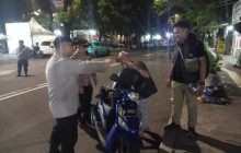 Polisi Perketat Operasi Dini Hari, Polsek Pulogadung Sasar Titik Rawan untuk Cegah Kejahatan Jalanan