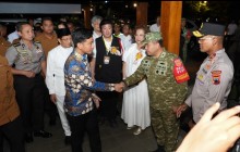 Kasdam IV/Diponegoro Hadiri Perayaan Waisak di Borobudur, TNI Hadir Menjaga Kedamaian