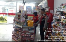 Patroli Humanis Polsek Cipayung Hadirkan Rasa Aman, Warga Diimbau Manfaatkan Layanan Polisi 110