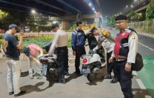 Patroli Dini Hari Polsek Jatinegara Sisir Titik Rawan, Puluhan Pengendara Ditegur dalam Operasi Cipt