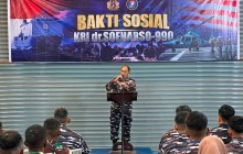 TNI AL GELAR DONOR DARAH UNTUK MASYARAKAT PAPUA DI ATAS KAPAL PERANG RUMAH SAKIT KRI dr. SOEHARSO-99