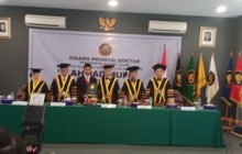 Pertahan Desertasi, Ahmad Mufid Sukses Raih Gelar Doktor Pendidikan Agama Islam dari UID