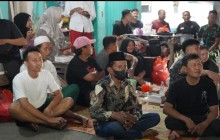 Prajurit Korem 051/Wijayakarta Nobar Piala Dunia 2026 Bersama Warga, Pererat Kebersamaan di Cikarang