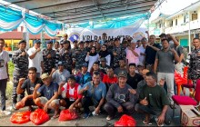 HADIR DITENGAH MASYARAKAT,  TNI AL GELAR BAKTI SOSIAL DAN KESEHATAN BAGI MASYARAKAT PESISIR