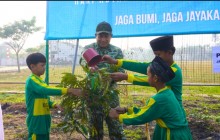 Hari Hutan Nasional, Korem 052/Wkr Tanam 2.000 Pohon sebagai Kado untuk Indonesia