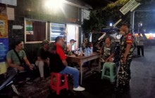 Jaga Keamanan Wilayah, Koramil 04/Pulogadung Gelar Patroli/Siskamling Bersama Komduk
