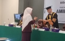 Modernisasi Pendidikan Hijamah (Bekam), Aminah Syafaah Raih Doktor dari UID