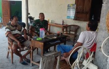 Babinsa Jogosetran Serap Informasi Perkembangan Wilayah Binaan