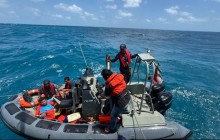 TNI AL KEMBALI EVAKUASI 22 KORBAN SELAMAT KM VIRGO TRANSPORT 8 DI PERAIRAN LAUT JAWA